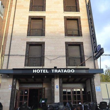 Hotel El Tratado Тордесиляс Екстериор снимка