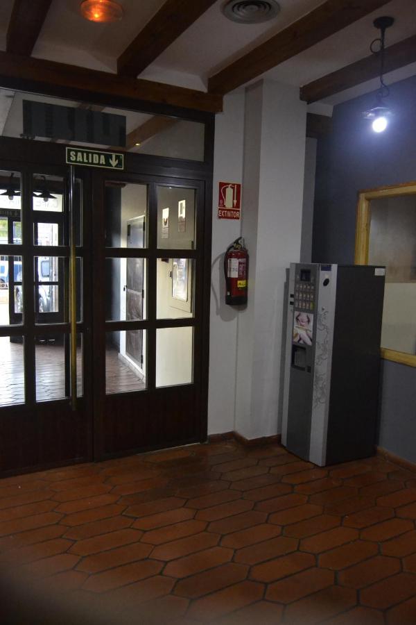 Hotel El Tratado Тордесиляс Екстериор снимка
